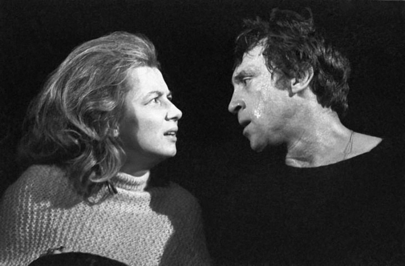 «Ему отвратительны были люди бесхребетные»