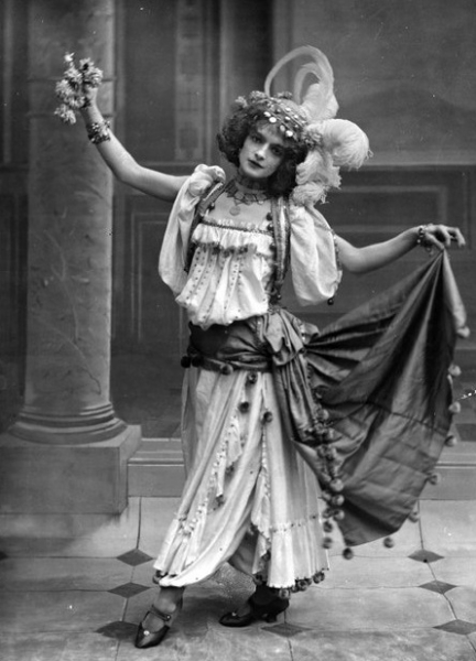 Огни кабаре