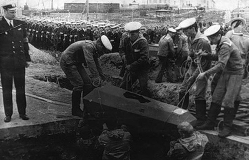 Б-37: три причины катастрофы