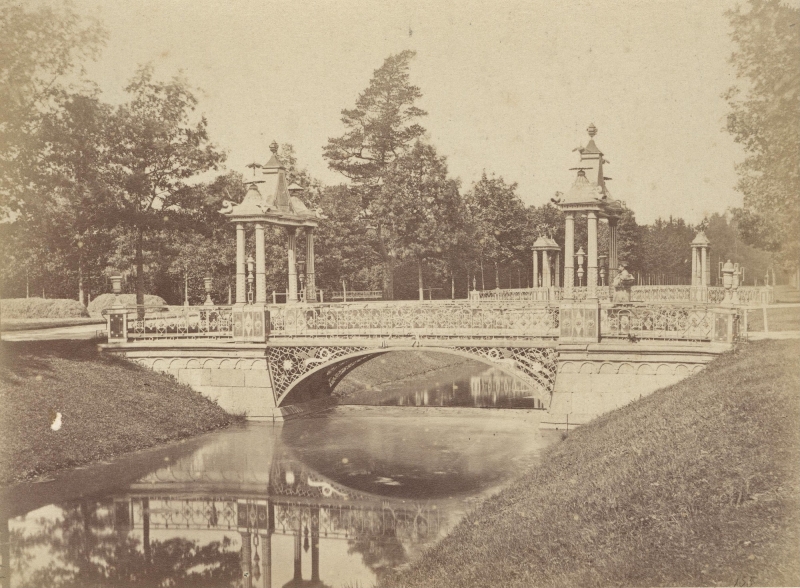 «Настоящие фотографии» Петербурга