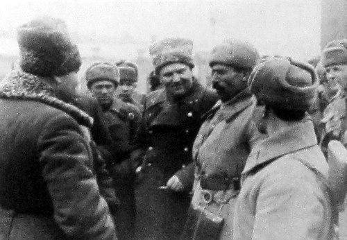 Ни шагу назад. Подвиг комбата Мадояна и освобождение Ростова