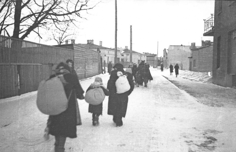 «Наши души, как птицы в клетке, рвутся на свободу»