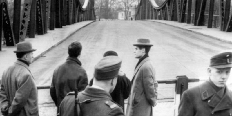 Обмен шпионами