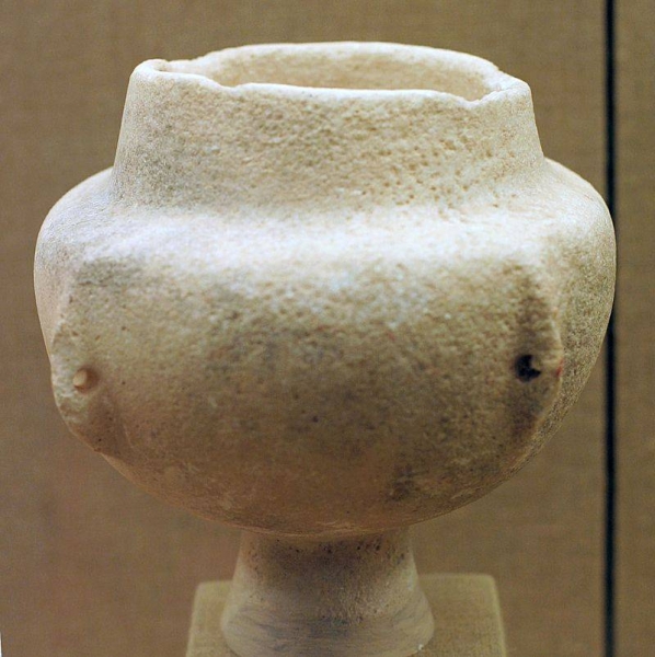 Киклады: цивилизация обсидиана, мраморных идолов и… гробниц!