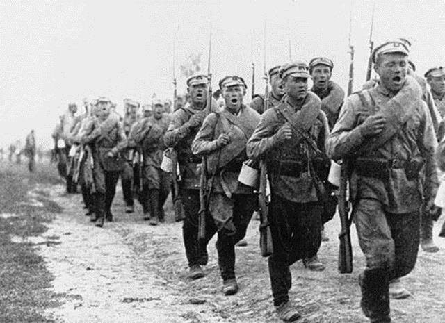 Первые шаги Красной Армии