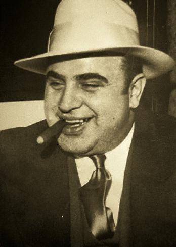 Не шутите с Аль Капоне (18+)