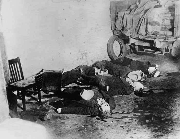 Не шутите с Аль Капоне (18+)