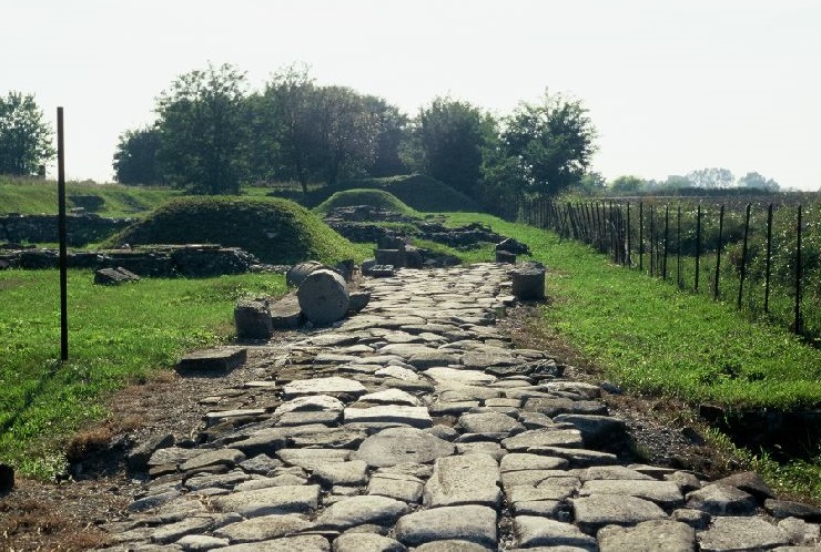 Кто был ничем, тот стал всем