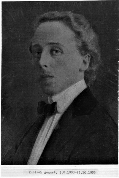 «Адольф Гитлер – мой друг детства»