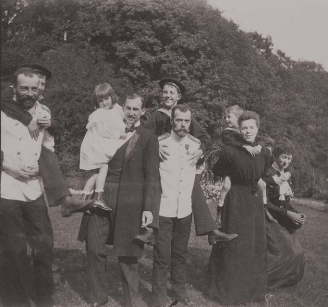 Королевские кузены