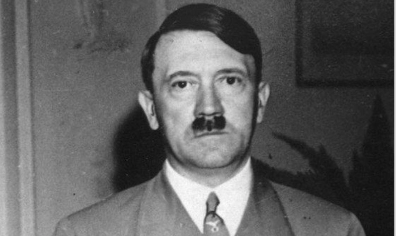 «Адольф Гитлер – мой друг детства»