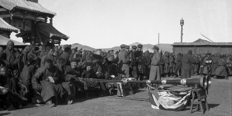 Тугсбуянтское восстание лам 