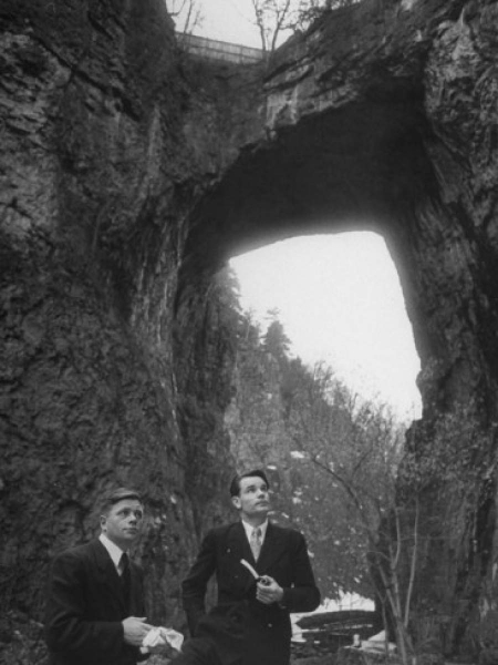 «Пристрелят они тебя, Толя, как собаку»