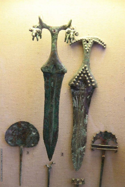 «Губительная и благодатная бронза» (Культура бронзового века – 2)