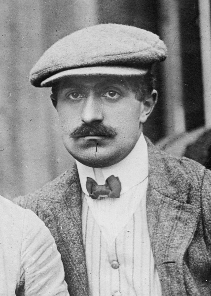 Раймонда де Ларош: из актрис в пилоты