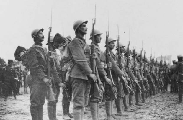 Как Грецию под дулами орудий заставили вступить в войну