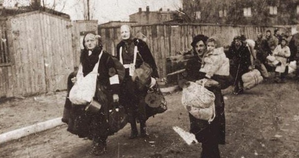 «Нищие, уходим в никуда»