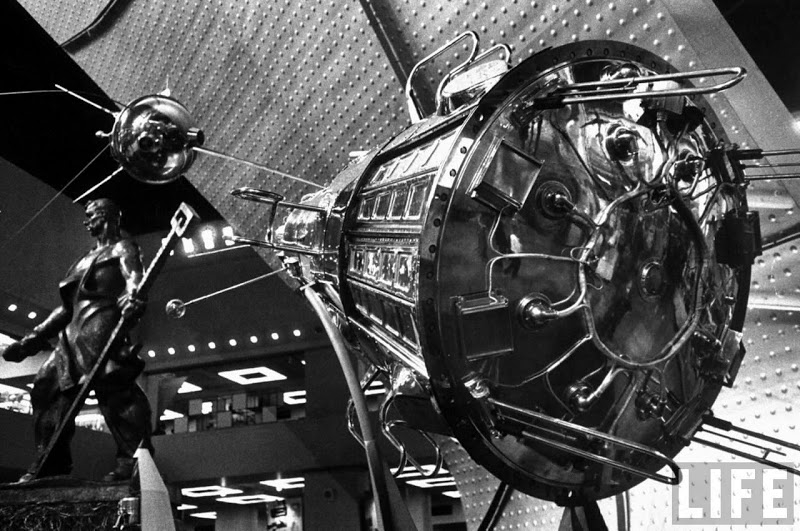 Стиральная машина против самолета Ту-114