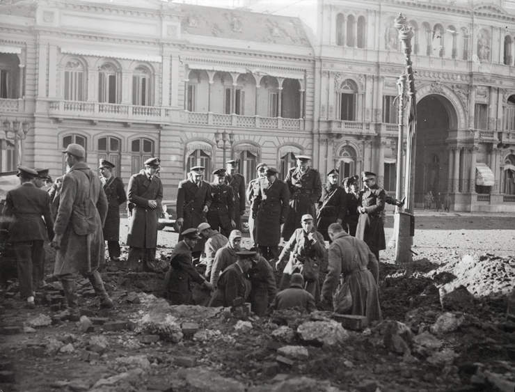 Тонны бомб против аргентинской демократии