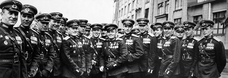 «Все улицы запружены ликующим народом»
