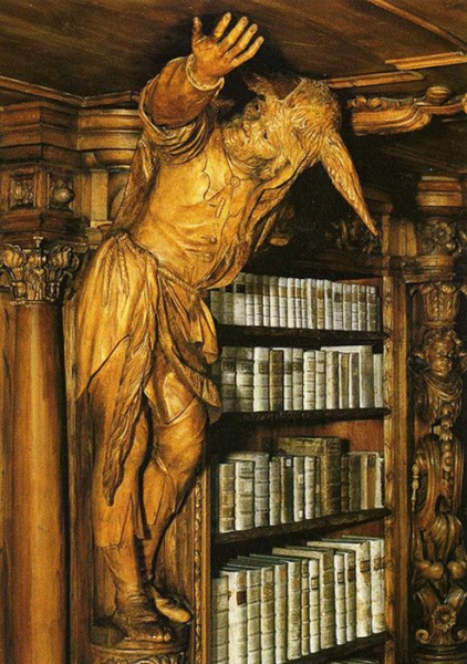 500-летняя библиотека с шутами, в которой хранятся не только книги, но и главные людские пороки