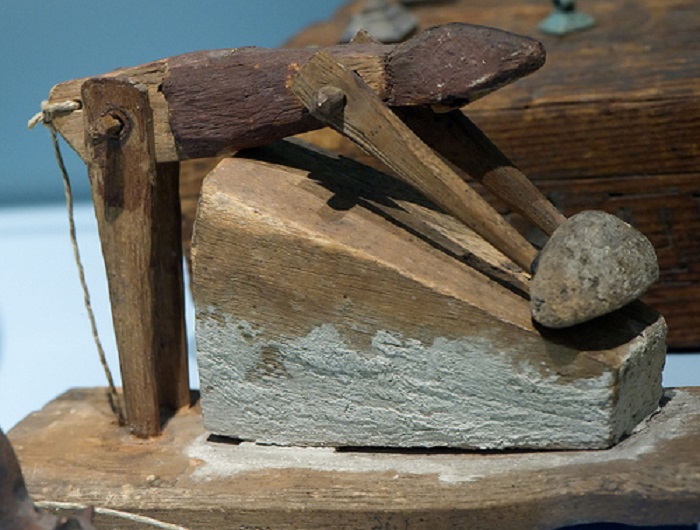 Мультики каменного века и чихуахуа на колёсиках: Какими были детские игрушки в далёком прошлом