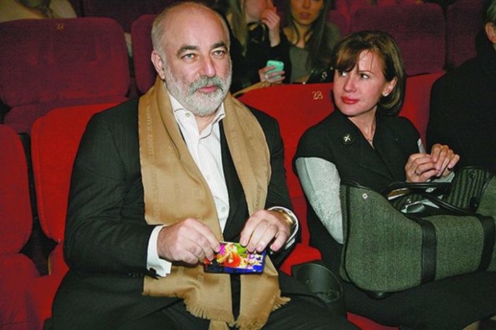 Деньги счастью не помеха: Самые крепкие браки владельцев миллионных состояний