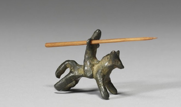 Мультики каменного века и чихуахуа на колёсиках: Какими были детские игрушки в далёком прошлом