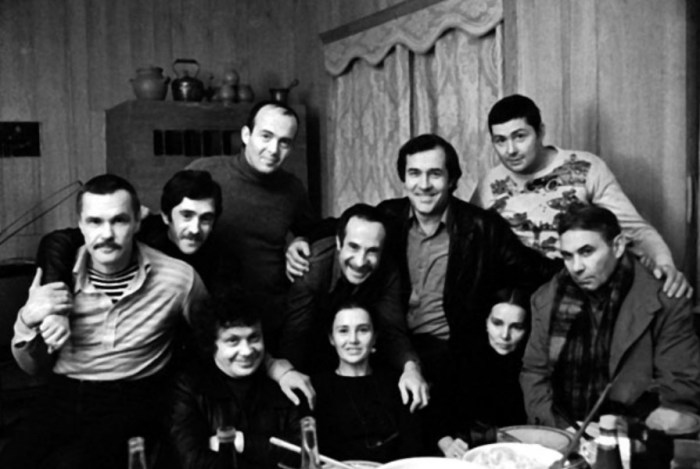 Жизнь без обязательств: Чем закончились гражданские браки советских знаменитостей