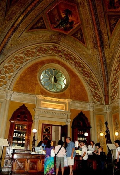 Где найти приворотное зелье, лечебных пиявок и другие проверенные снадобья: 5 старинных аптек-музеев