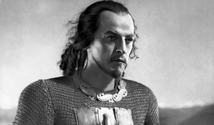 Роман с властью: Как складывались судьбы актёров, к которым благоволили руководители страны