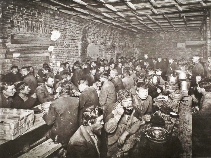 «Хитровка воровская»: Как Хитровская площадь в Москве стала символом криминальной жизни