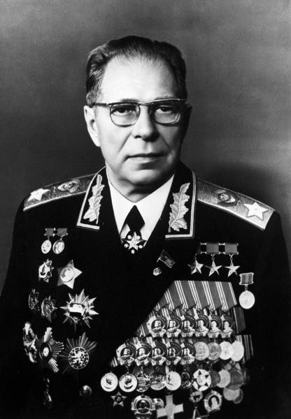 Железный защитник СССР Дмитрий Устинов