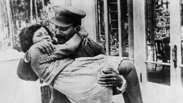 Серго Берия и Марфа Пешкова: Что разрушило брак сына всемогущего Лаврентия Берии и внучки Максима Горького