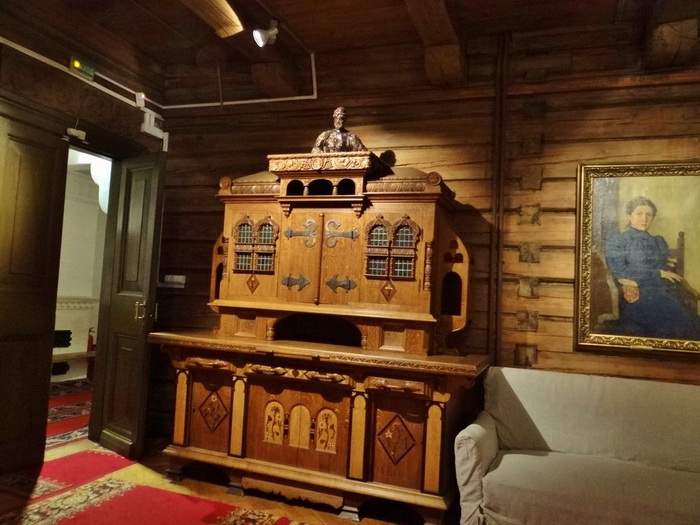 Как знаменитый художник Васнецов и его братья создавали сказочную мебель для русских теремов