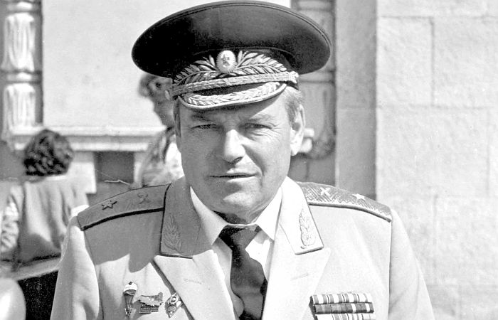 Судьба человека: Как сложилась жизнь Артёма Сергеева, приемного сына Иосифа Сталина