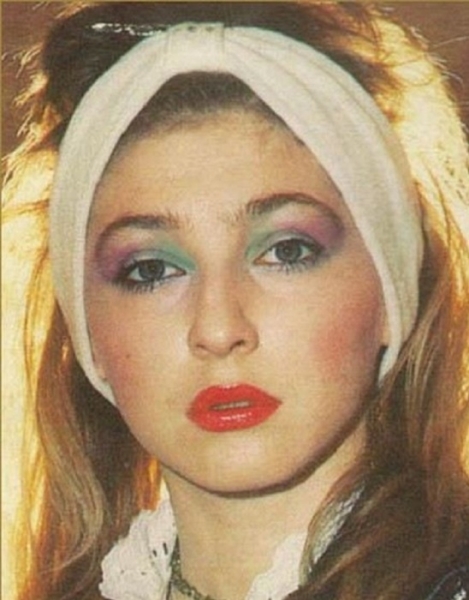 Через тернии - в звёзды: Знаменитости, которым трудное детство не помешало стать успешными