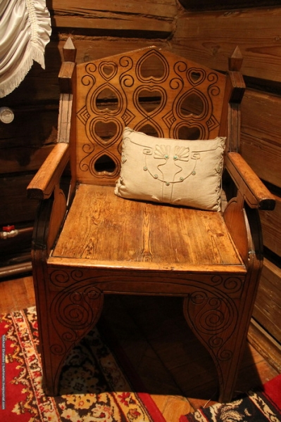 Как знаменитый художник Васнецов и его братья создавали сказочную мебель для русских теремов