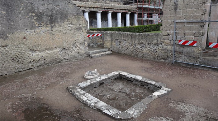 Как выглядел древнеримский город Геркуланум, погребенный под лавой Везувия