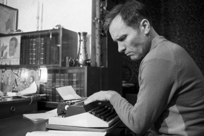 Василий Шукшин и Мария Шумская: Почему писатель и его первая жена не смогли сохранить свои чувства