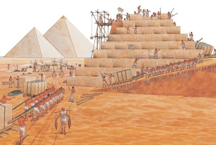 Как строили египетские пирамиды: 10 теорий, которые признают современные учёные
