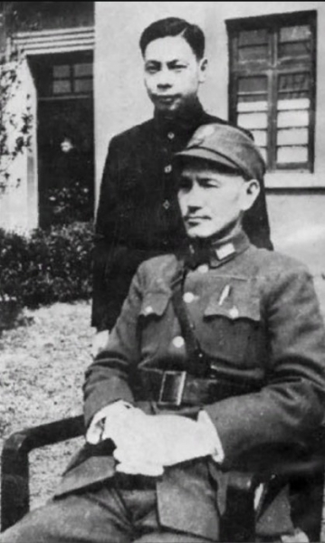 Два сына первого президента Тайваня: Офицер вермахта Цзян Вэйго и сотрудник «Уралмаша» Цзян Цзинго