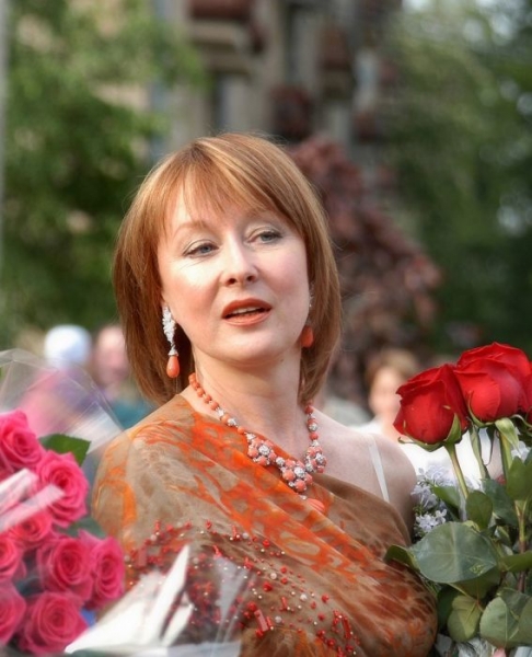 8 знаменитостей, которые состояли в фиктивном браке, и чем все для них закончилось