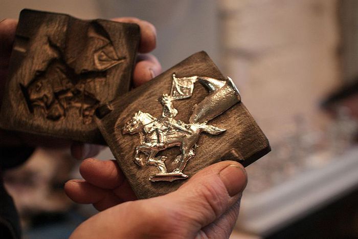 Стойкий оловянный солдатик: От защитника мертвых и пособия для будущих королей до популярного литературного героя