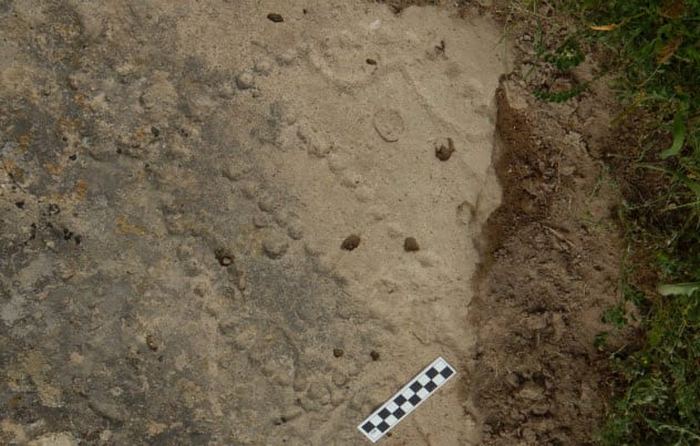 10 древнейших изображений, открывающих новые факты: Безбородый Иисус, отпечаток руки пикта и другие артефакты