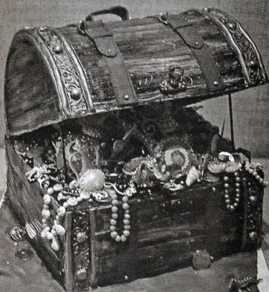 Семейные реликвии князей Мещерских: Куда после революции попадали драгоценности «бывших»