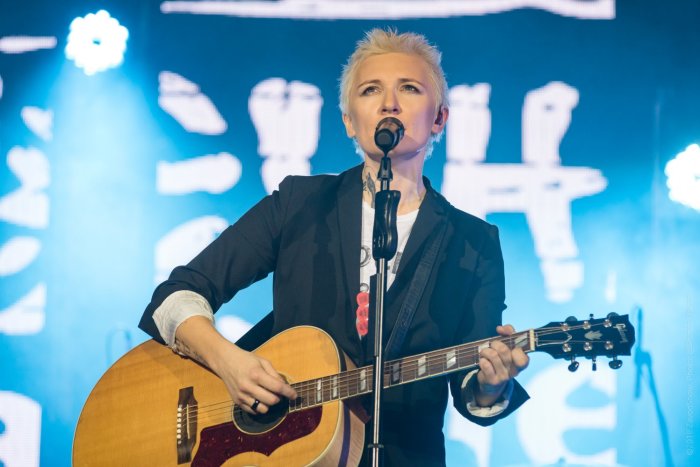 8 знаменитостей, которые состояли в фиктивном браке, и чем все для них закончилось