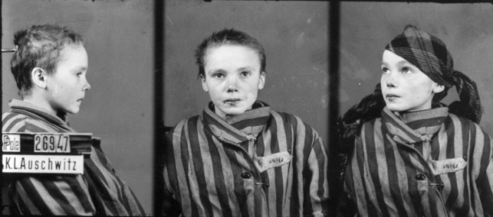 «Перед глазами все время стояли еврейские девушки…»: Воспоминания, которые преследовали фотографа Освенцима до конца дней