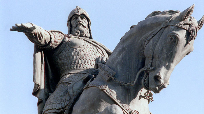 Кто и почему поднял руку на сына основателя Москвы: Жестокая расправа над князем Боголюбским