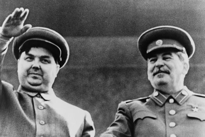 Почему «правая рука Сталина» Маленков проиграл Хрущеву: Стремительный взлёт и фиаско третьего вождя Страны Советов